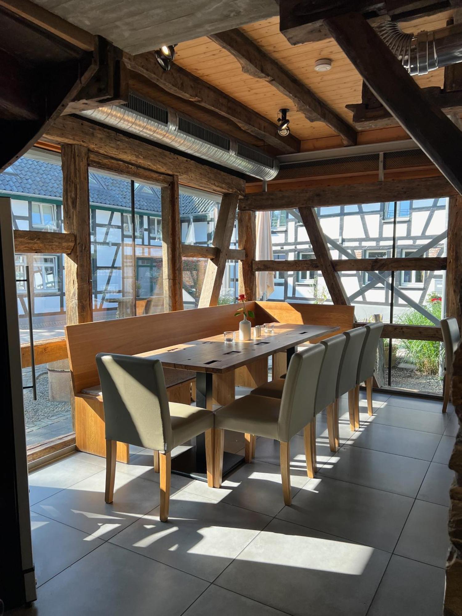 Kragemann & Vinothek Hotel